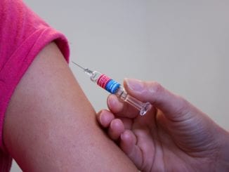 Jaké vedlejší účinky může mít očkování u dětí?