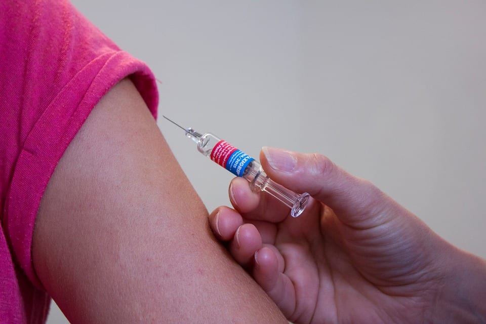 Jaké vedlejší účinky může mít očkování u dětí? Jaké vedlejší účinky může mít očkování u dětí?