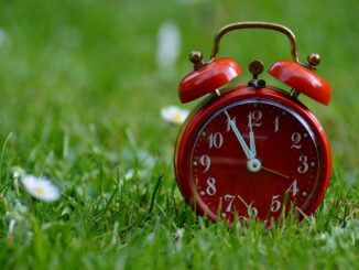 Peníze okamžitě? Jak fungují rychlé platby, okamžité převody a moderní finanční služby?